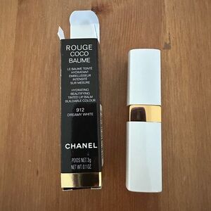 CHANEL Rouge Coco Baume Satin Hydrating Beautifying Tinted Lip Balm Dreamy White